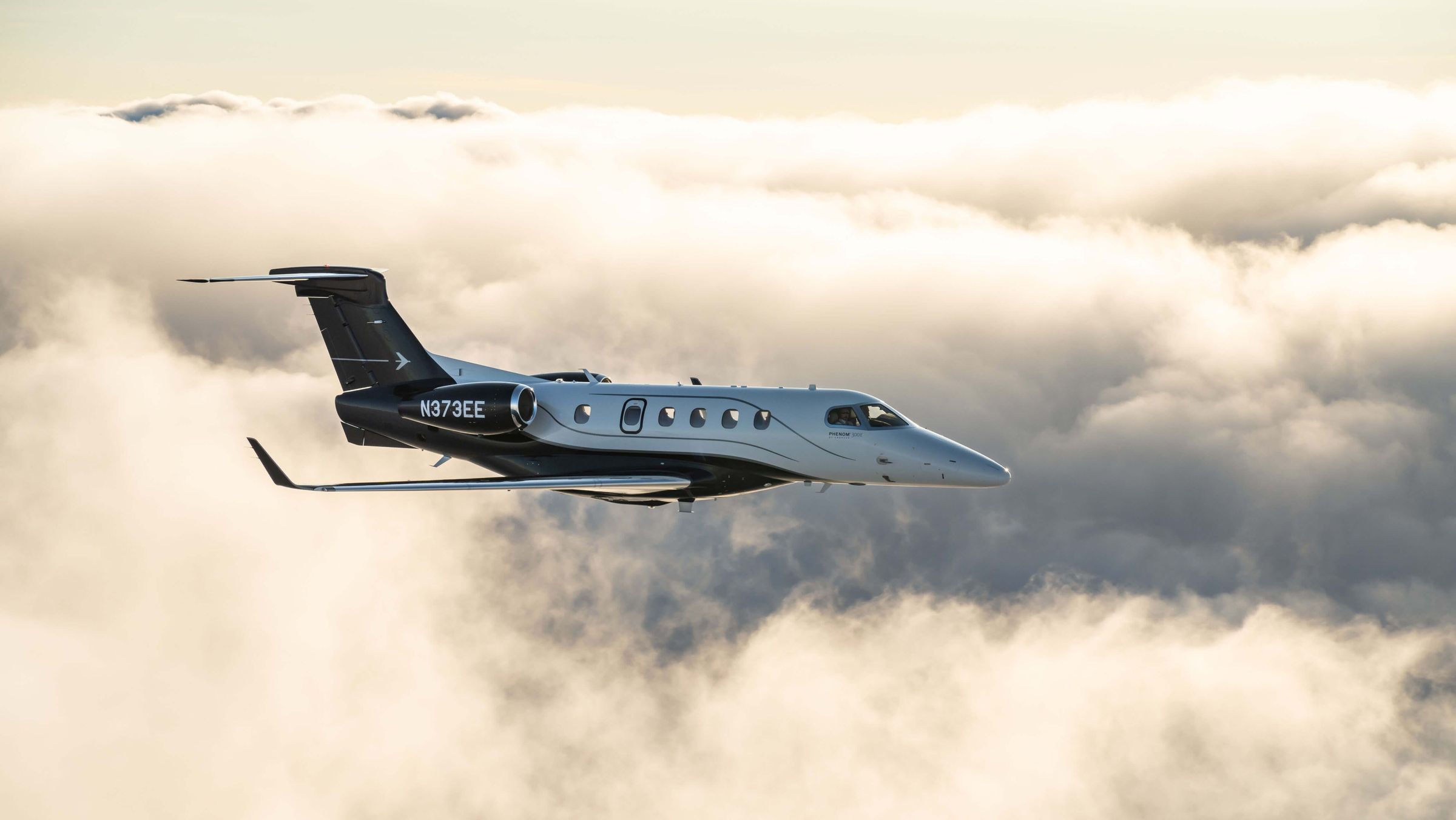 Embraer Phenom 300