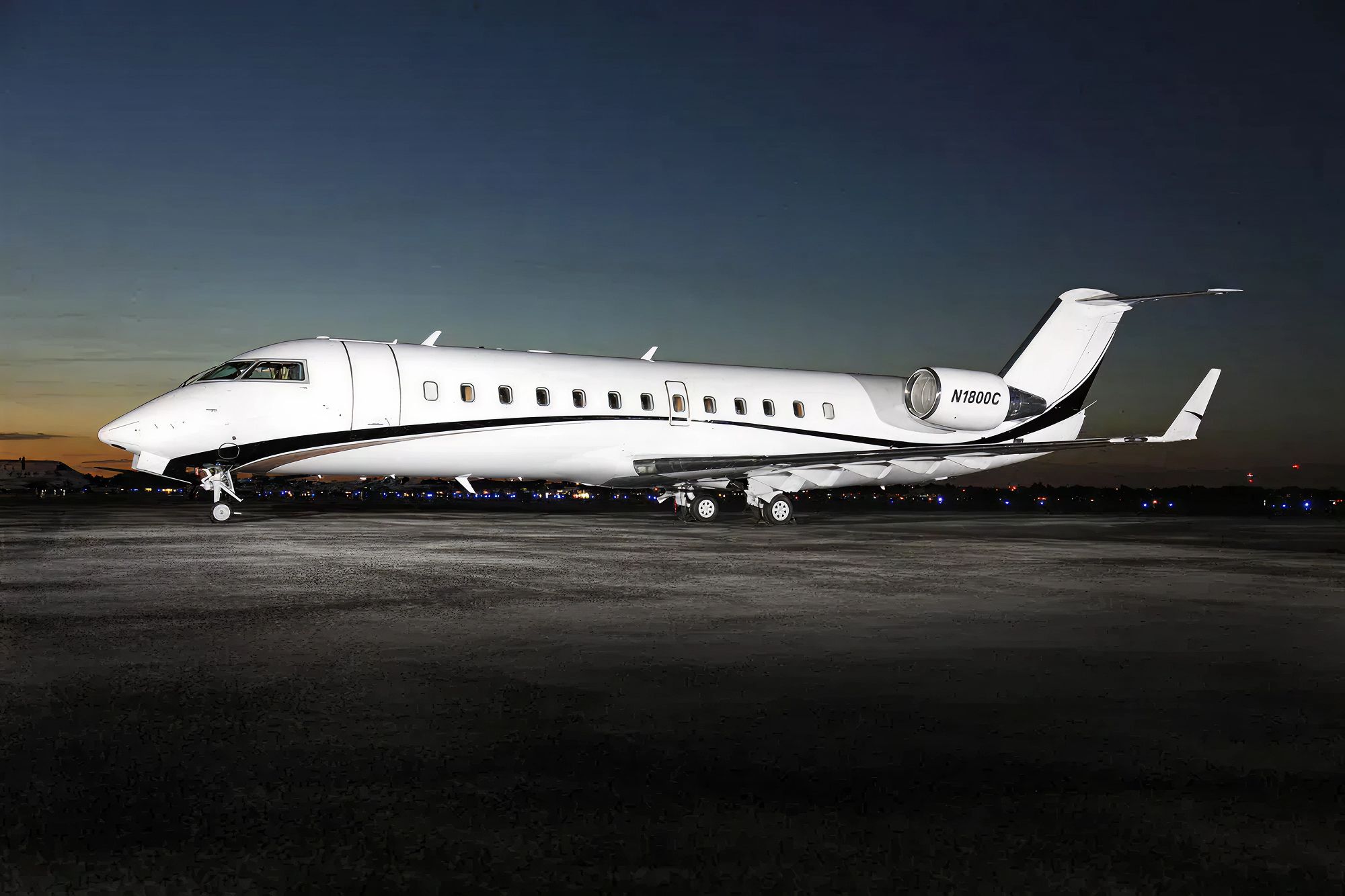 Bombardier Challenger 850