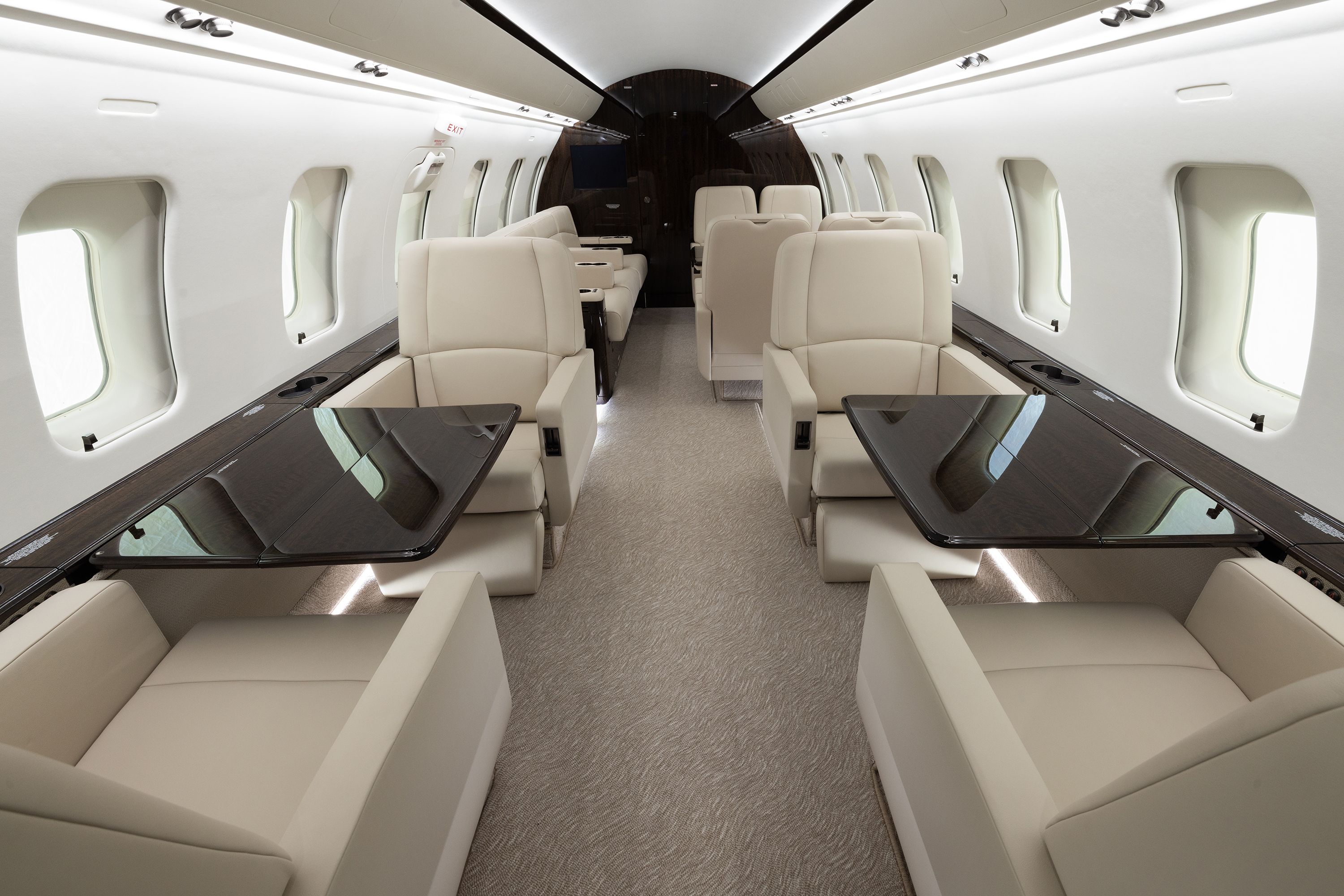 Bombardier Challenger 600-605