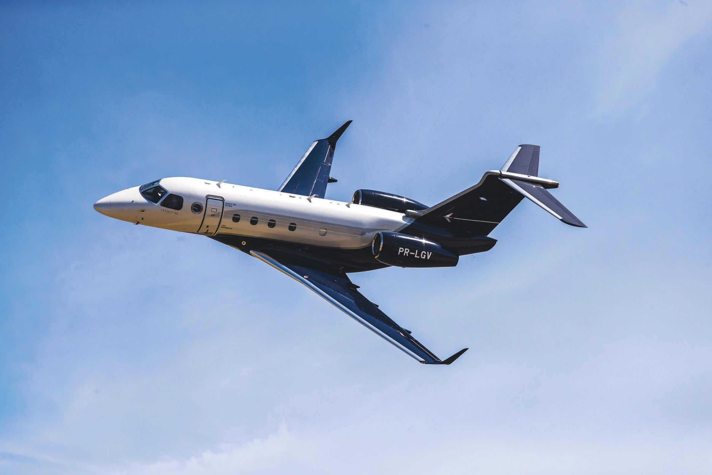 Embraer Legacy 450