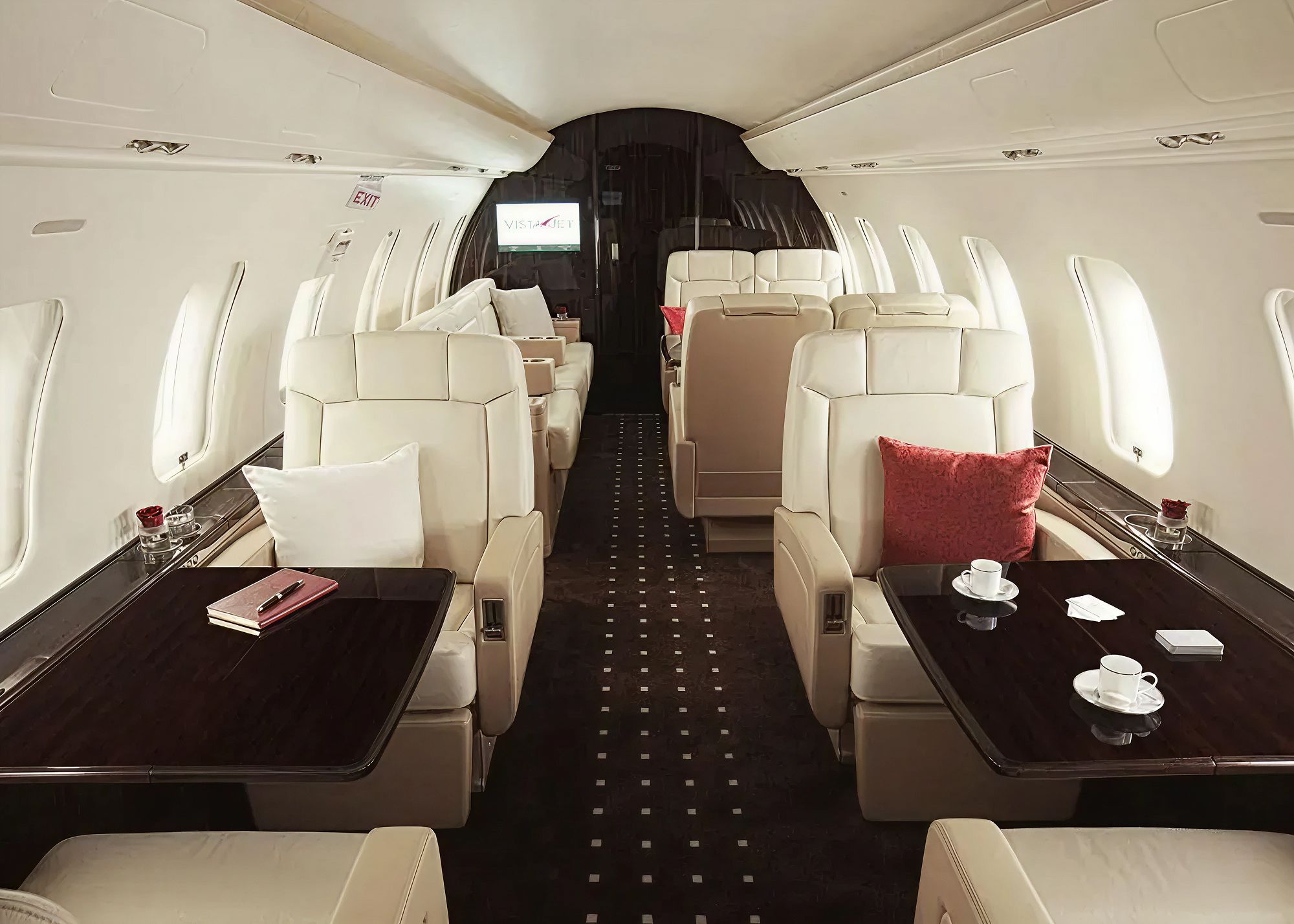 Bombardier Challenger 600-605