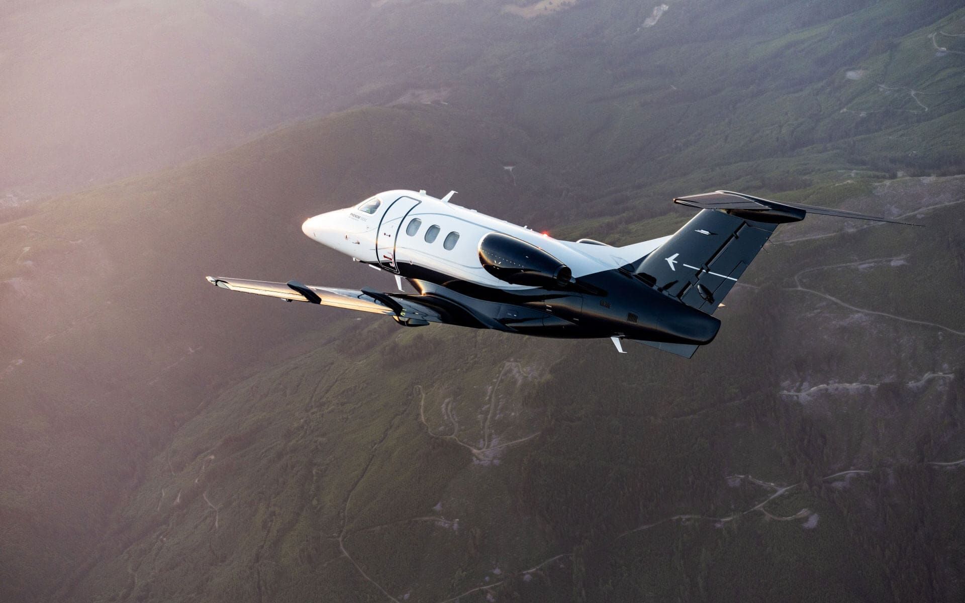 Embraer Phenom 100