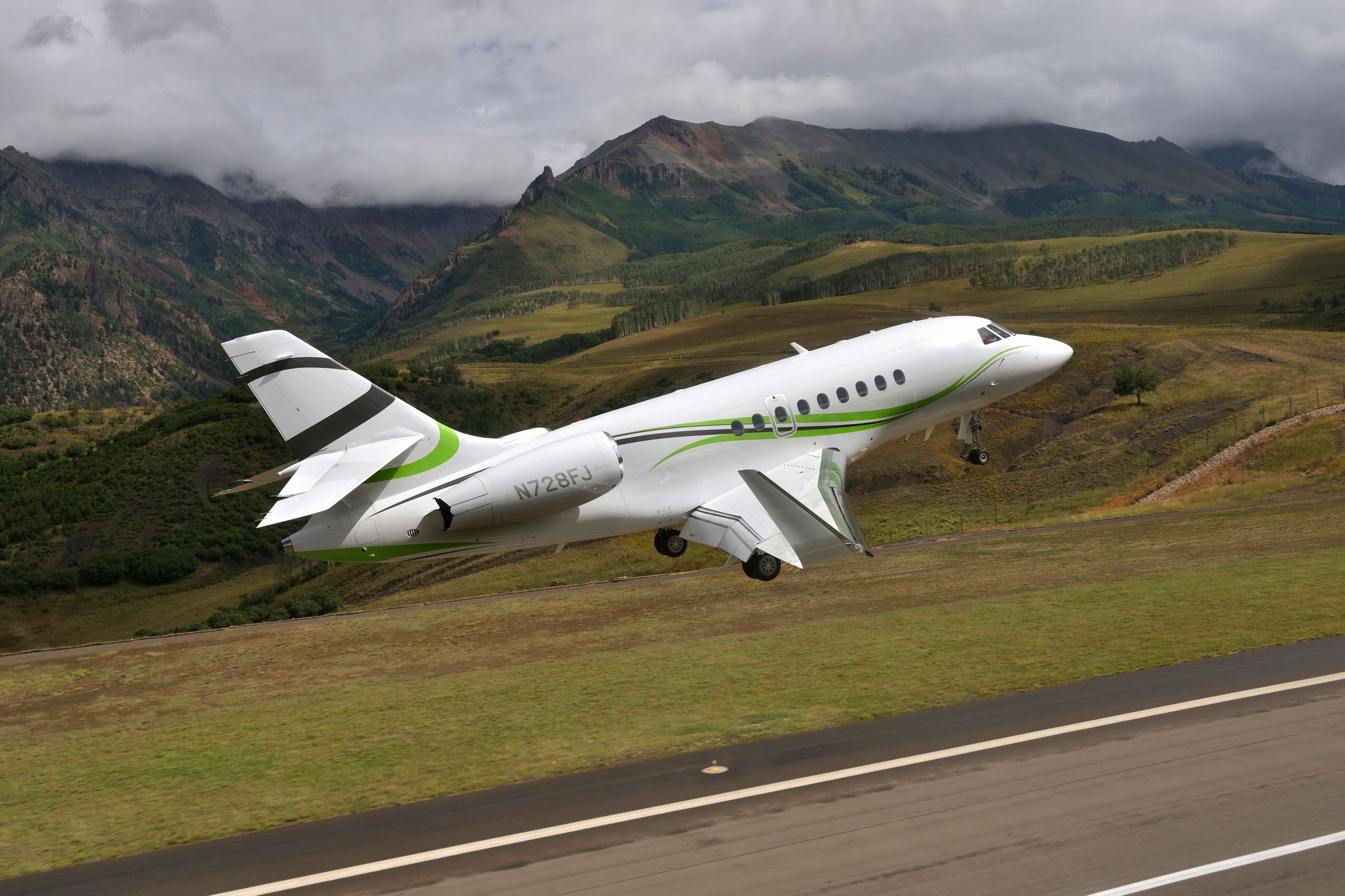 Dassault Falcon 2000